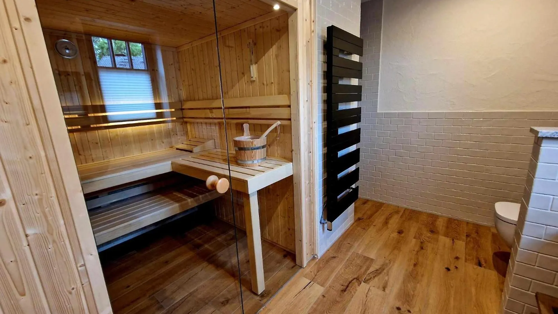 Eveningwood - Dtv 5 Sterne Luxus Huettenparadies, Blockhaus Heimbuchenthal 0*,  Germany